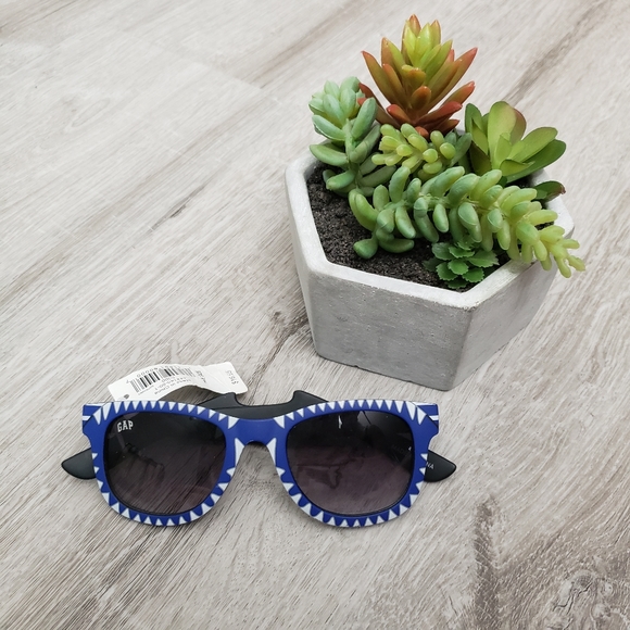 baby gap sunglasses
